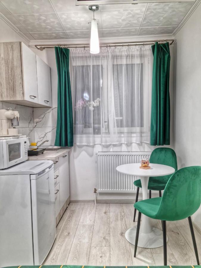 Apartamento 15. Little Studio Bucarest Exterior foto