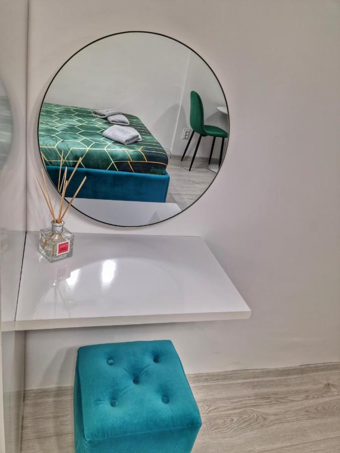 Apartamento 15. Little Studio Bucarest Exterior foto